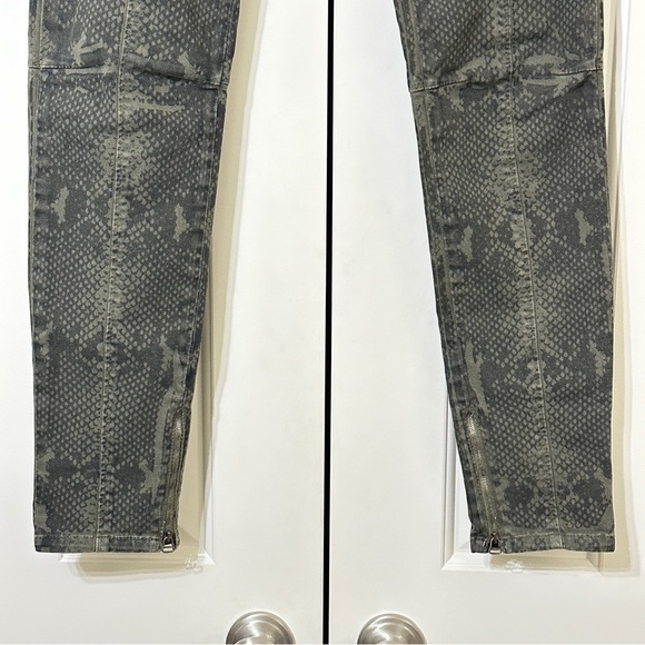 Balmain Snakeskin Skinny Jeans Size 29 Low Waist Stretch Fit Jeggings Ankle Zip - Picture 4 of 16